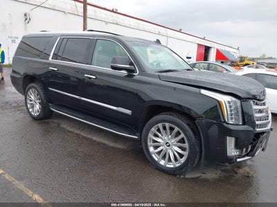 CADILLAC ESCALADE ESV 2018