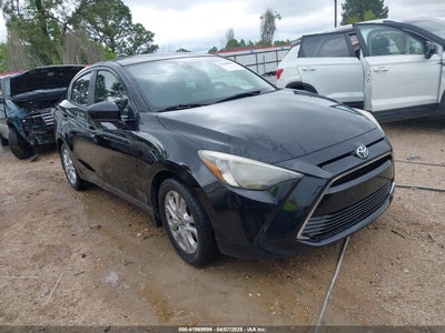 TOYOTA YARIS IA 2017
