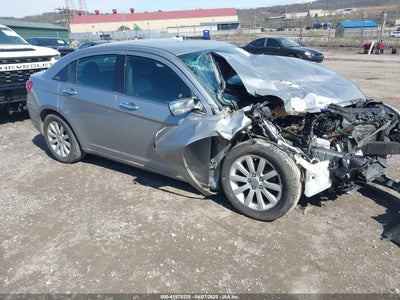 CHRYSLER 200 2014