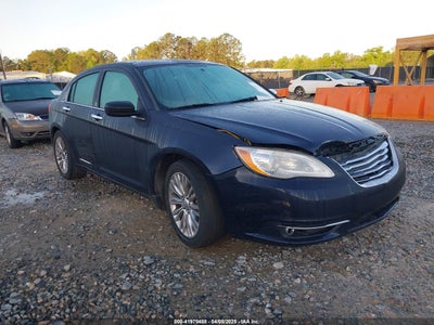 CHRYSLER 200 2012