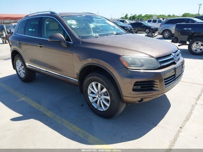 VOLKSWAGEN TOUAREG 2012