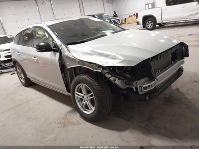 VOLVO V60 CROSS COUNTRY 2018