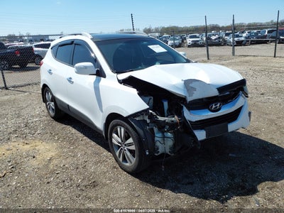 HYUNDAI TUCSON 2015