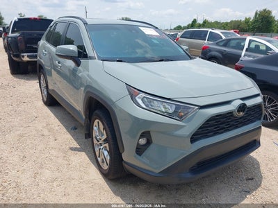 TOYOTA RAV4 2021
