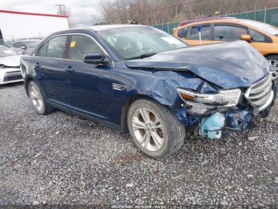FORD TAURUS 2016