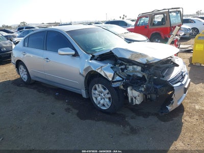 NISSAN ALTIMA 2010