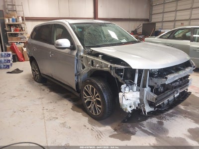 MITSUBISHI OUTLANDER 2017