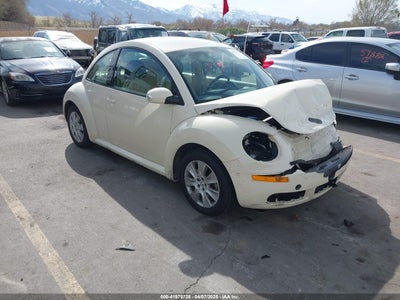 VOLKSWAGEN NEW BEETLE 2009
