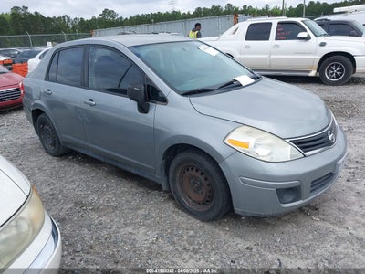 NISSAN VERSA 2010