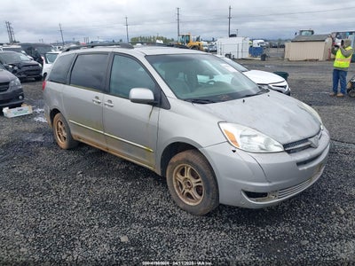 TOYOTA SIENNA 2004