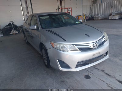 TOYOTA CAMRY 2012