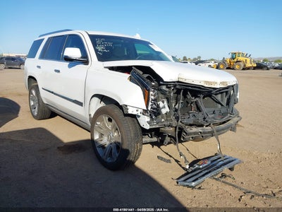 CADILLAC ESCALADE 2017