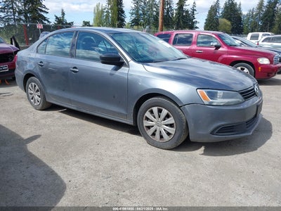 VOLKSWAGEN JETTA 2011