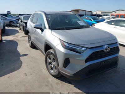 TOYOTA RAV4 2025