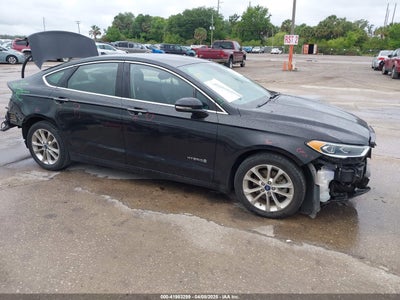 FORD FUSION HYBRID 2019