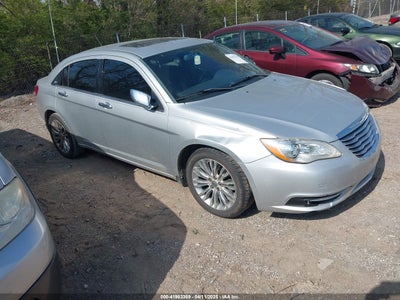 CHRYSLER 200 2012