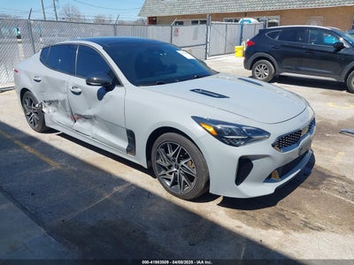 KIA STINGER 2023