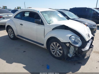 VOLKSWAGEN BEETLE 2014