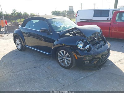 VOLKSWAGEN BEETLE 2015