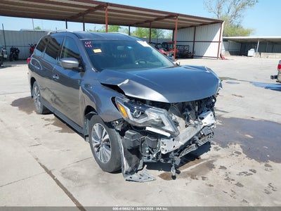 NISSAN PATHFINDER 2019