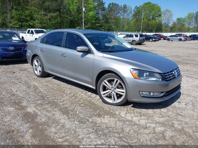VOLKSWAGEN PASSAT 2013