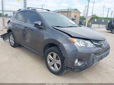 TOYOTA RAV4 2015