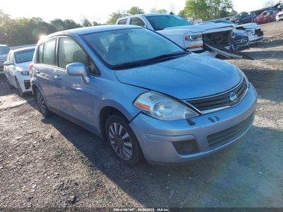 NISSAN VERSA 2011