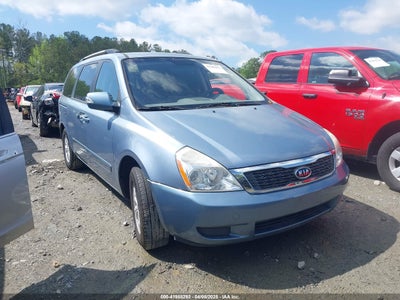KIA SEDONA 2011