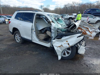 TOYOTA HIGHLANDER 2013