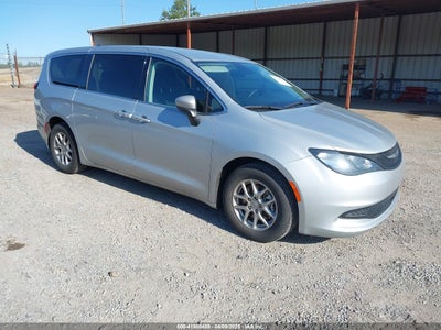 CHRYSLER VOYAGER 2023