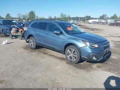 SUBARU OUTBACK 2018