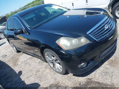 INFINITI M35 2009