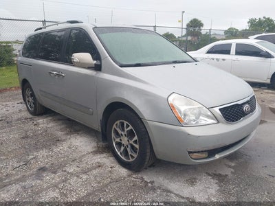 KIA SEDONA 2014