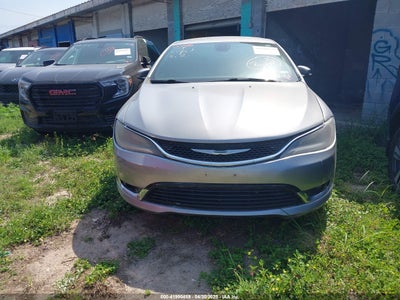 CHRYSLER 200 2015