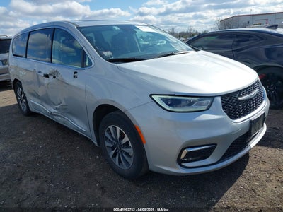 CHRYSLER PACIFICA HYBRID 2023