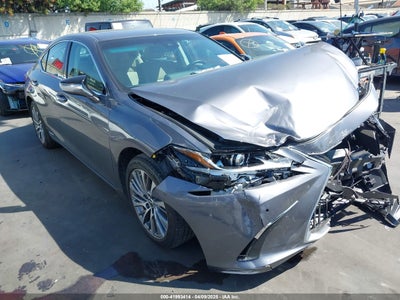 LEXUS ES 2020