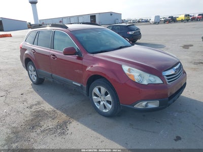 SUBARU OUTBACK 2011