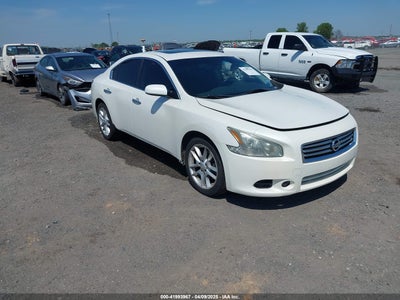 NISSAN MAXIMA 2014