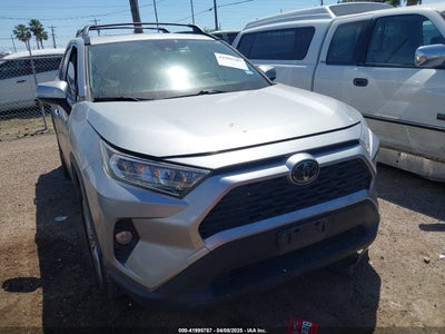 TOYOTA RAV4 2019