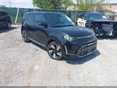 KIA SOUL 2023