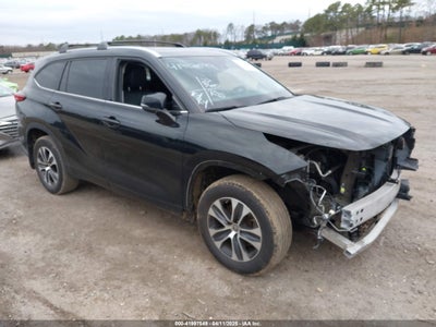 TOYOTA HIGHLANDER 2021