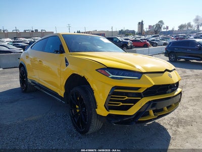 LAMBORGHINI URUS 2019
