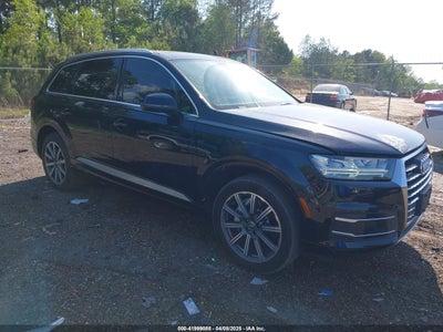 AUDI Q7 2017