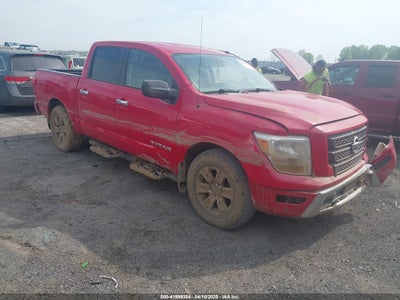 NISSAN TITAN 2021