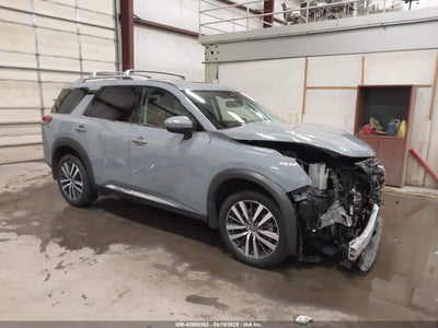 NISSAN PATHFINDER 2022