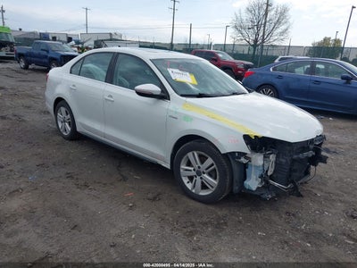 VOLKSWAGEN JETTA HYBRID 2013