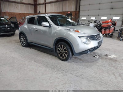 NISSAN JUKE 2011