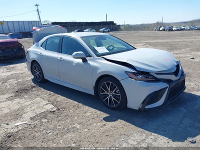 TOYOTA CAMRY 2023