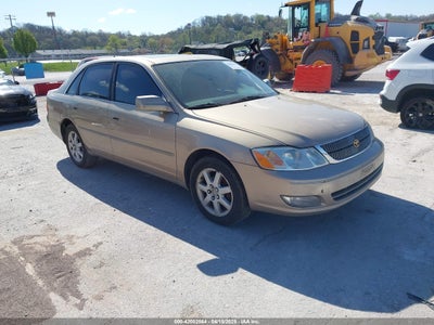 TOYOTA AVALON 2001