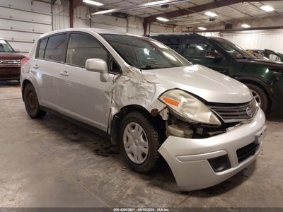 NISSAN VERSA 2011